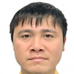 陳O堅